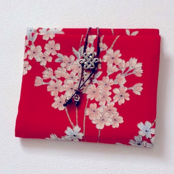 ⭐️HOST PICK 🥳 New Beautiful Cherry Blossom Tissue Pouch - Picture 1 of 7